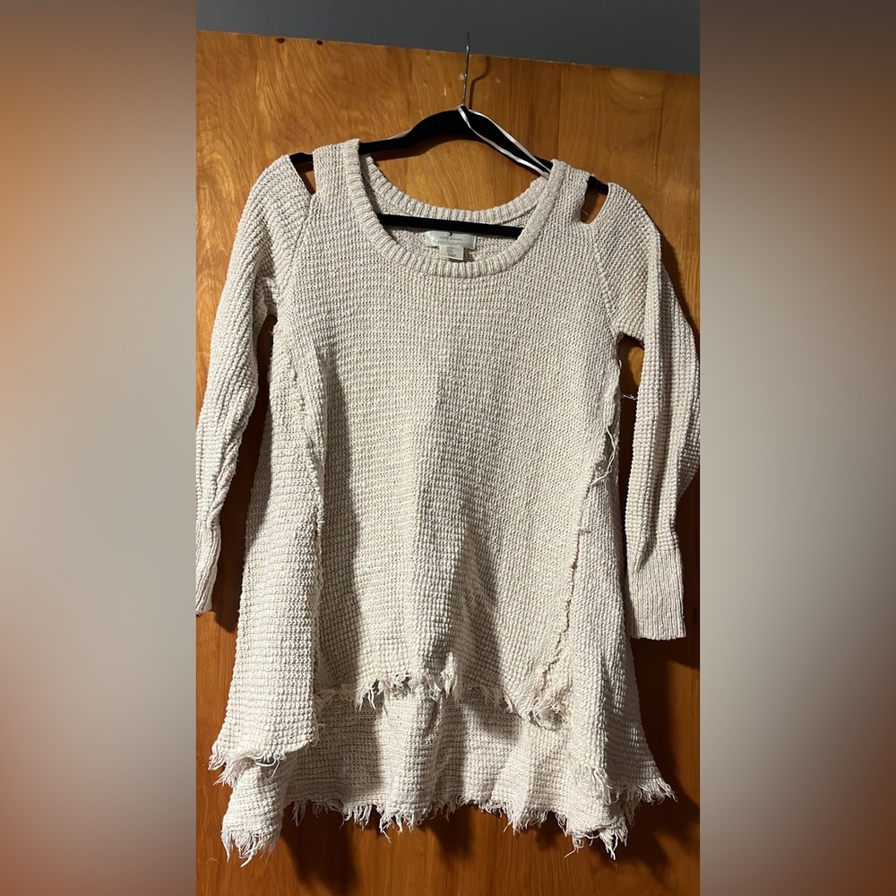 Boho tan cut out distressed sweater. Women’s size small